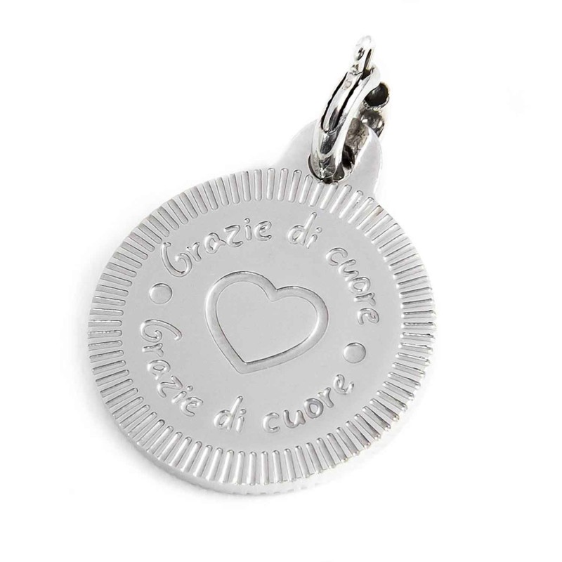 Charm tondo con cuore arcobaleno