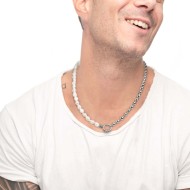 Collana perle fiume masticate con catena a sfere