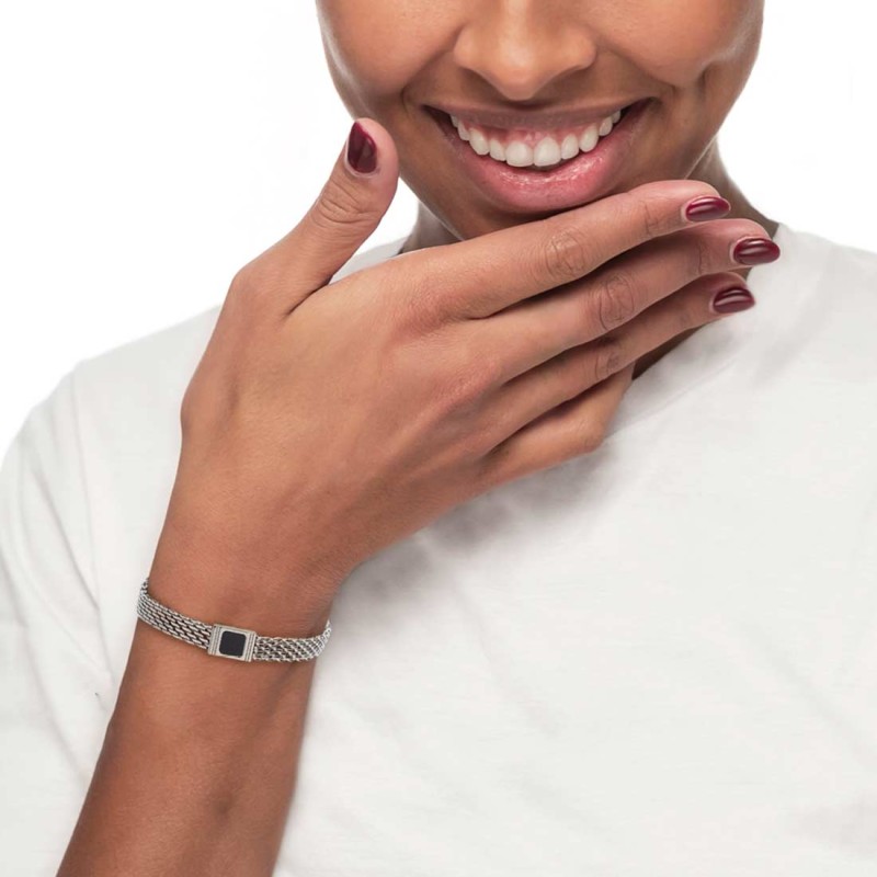 Bracciale con pietra centrale catena mesh