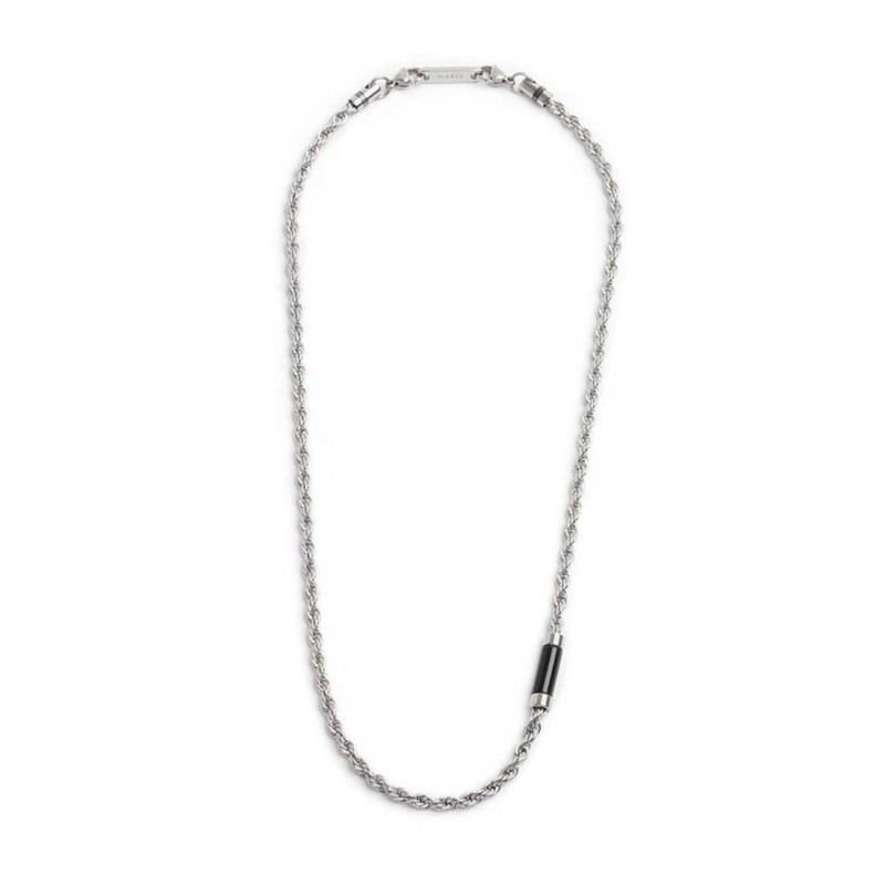 Collana con elemento in pietra