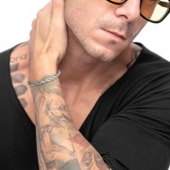 S.STEEL BRACELET WITH ROPE CHAIN 6,80 MM S.steel bracelet with rope chain 6,80 mm thickness. On both ends, element with three tw