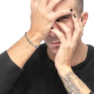 Bracciale con ancora elementi in ematite ed acciaio e rondella sodalite