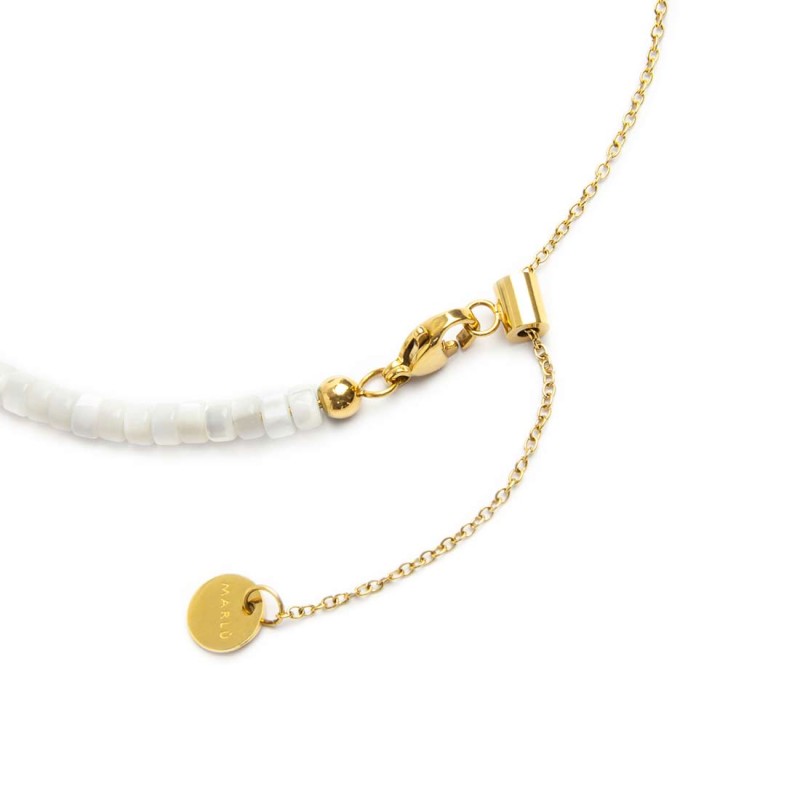 Collana con pendente e collana con pietre a rondelle