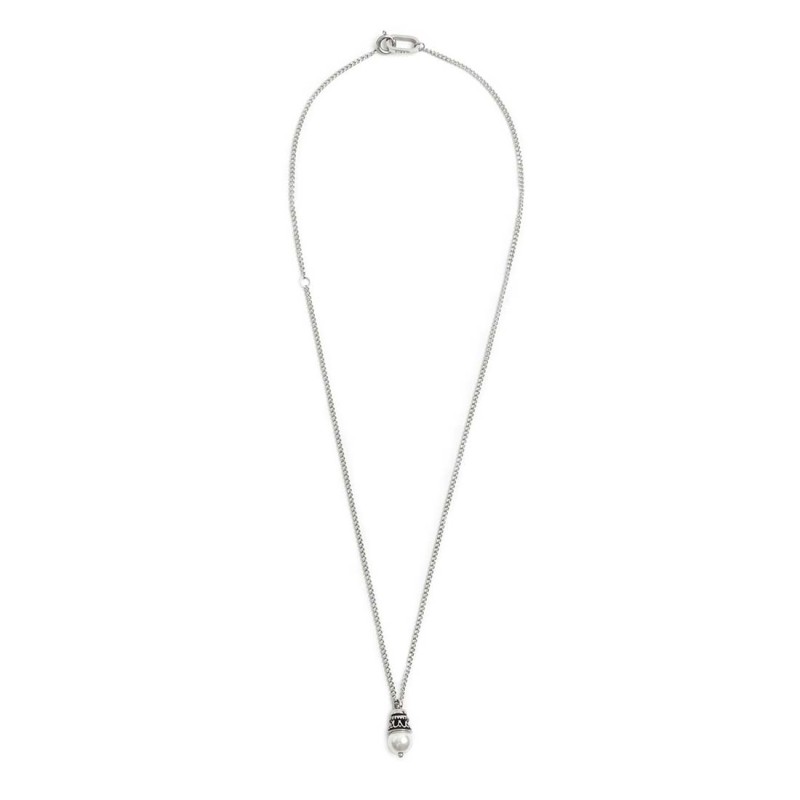 Collana con pendente e collana con pietre a rondelle