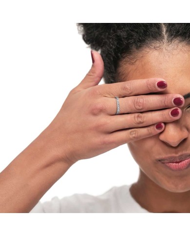 Anello squadrato con zirconi