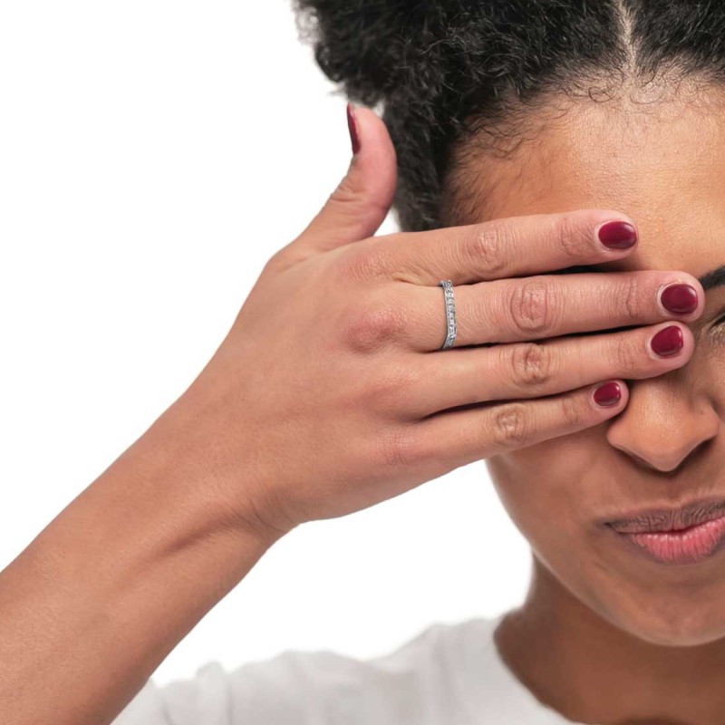 AN SQUADRATO CON CUBIC ZIRCONIA