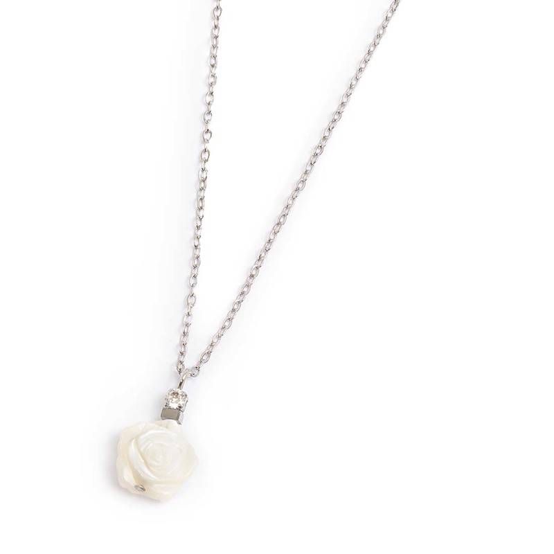 S.S. NECKLACE CROSS CHAIN WITH MOP ROSE SHAPE PEND S.steel necklace with cross chain 1,20 mm width. On the center pendant with m