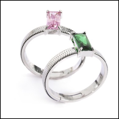 Anelli con zircone baguette