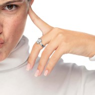 Anelli con zircone baguette