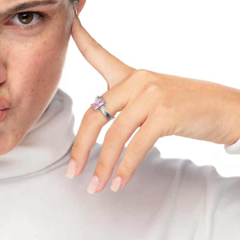 Anelli con zircone baguette