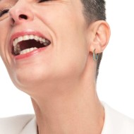 OR MONO OVALE CON CZ E SMALTO