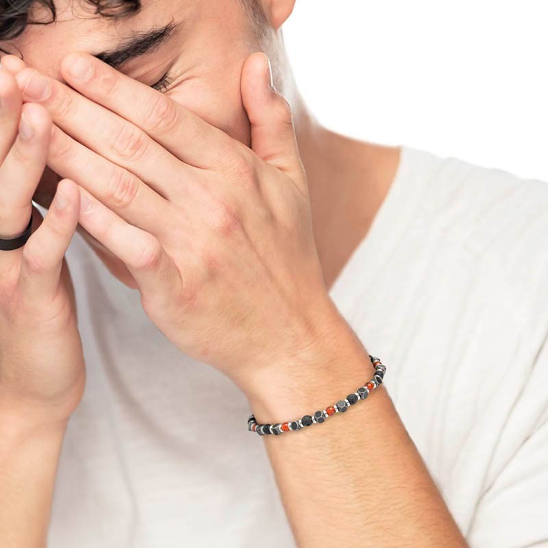 Bracciale corniola rossa e pietra lavica