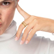 Anello doppia fascia trama puntinata e grumetta