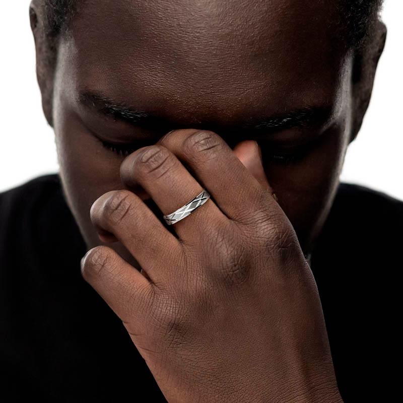 Anello texture a rombo