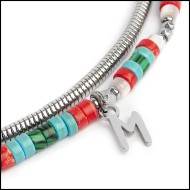 Cavigliere e charm lettera